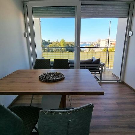 Sea View Balcony And Parking Apartman Zára Kültér fotó