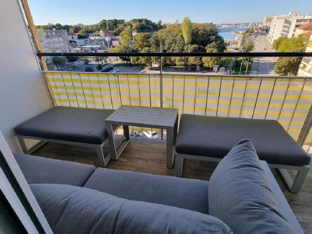 Sea View Balcony And Parking Apartman Zára Kültér fotó